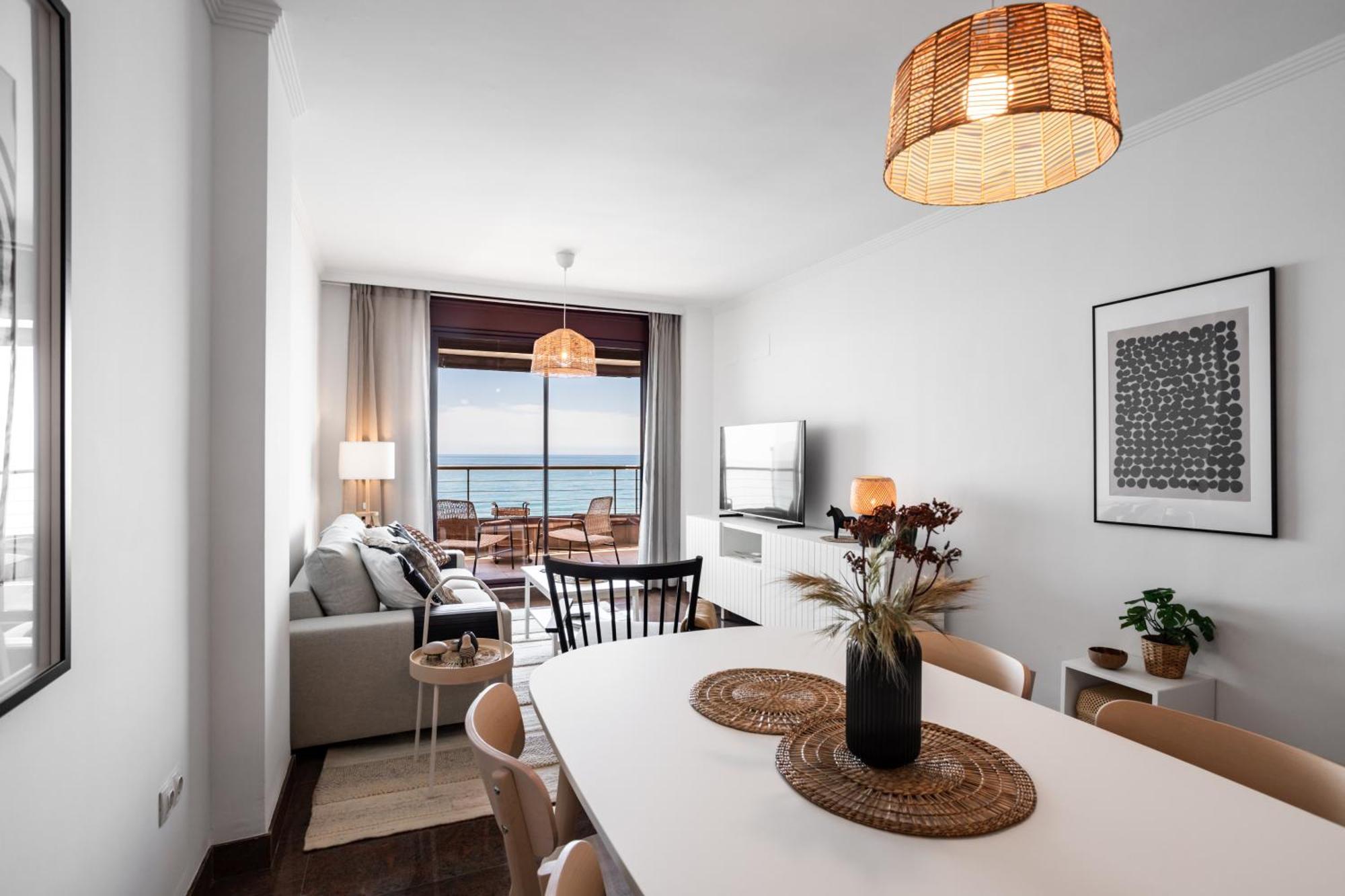 Buenavista Lifestyle By Sur Suites Fuengirola Kültér fotó